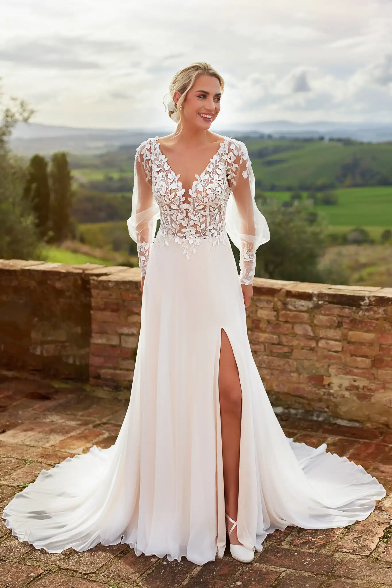 robe de mariée mousseline rose poudrée et dentelle 3d manches amovibles