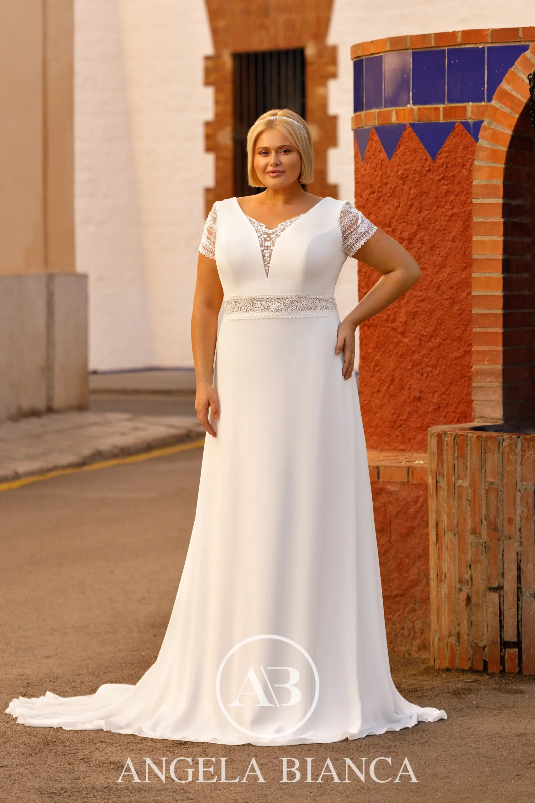 curvy-angelabianca-robe-de-mariee-grande taille-bardos-boutique-mariage-anderea-showroom-boheme-fluide