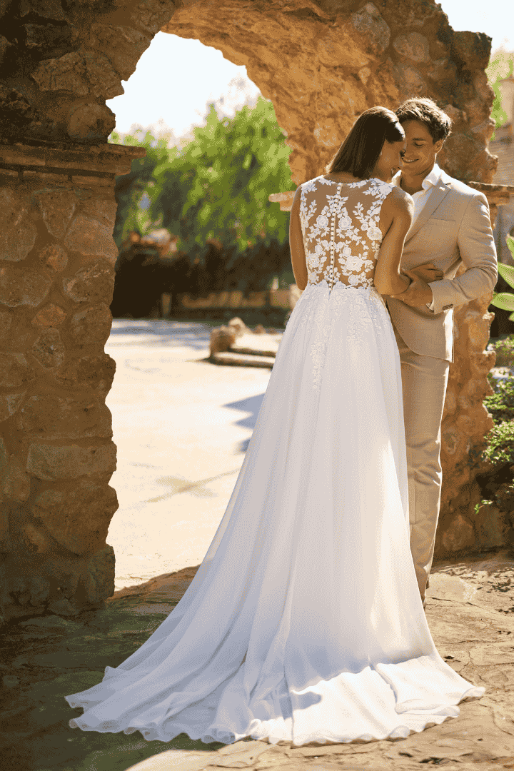 26117- robe romantique fluie dos dentelle anderea mariage bardos pays basque