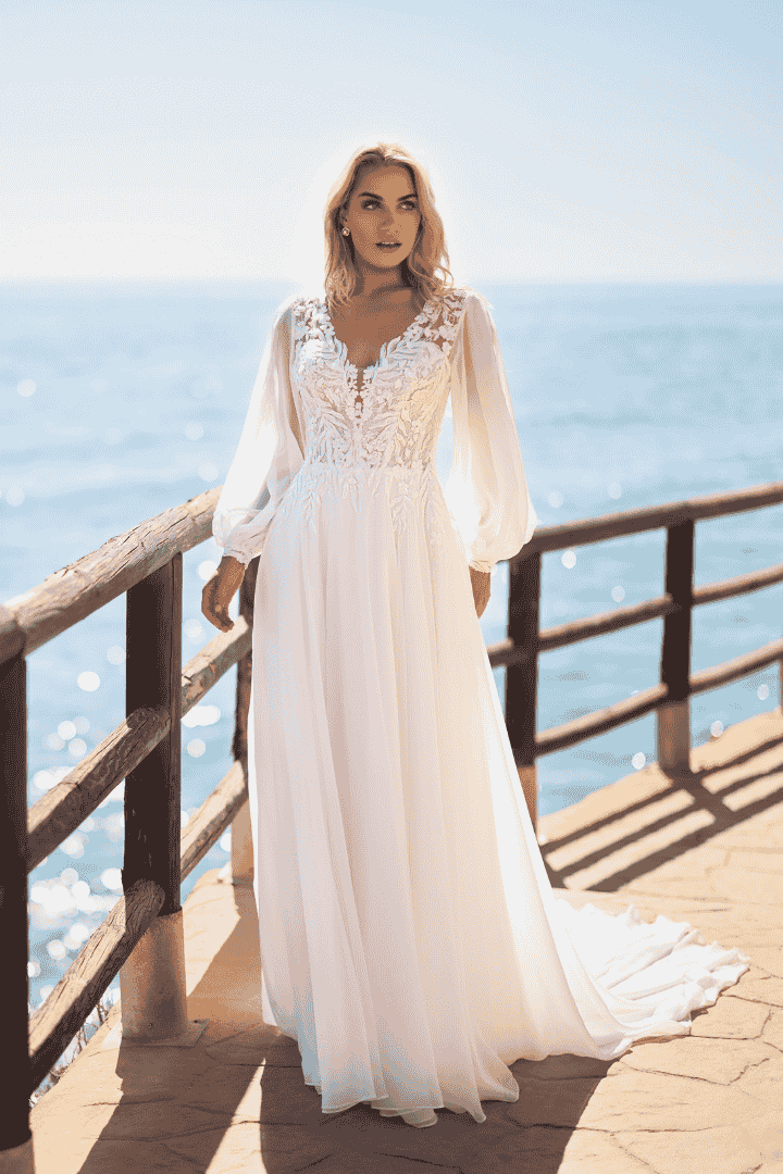 26216-robe de mariée bohème manches fluides dentelle anderea mariage bardos pays basque.