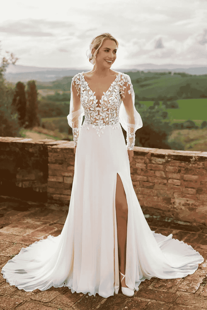 brinkman-robe-de-mariee-romantique-boutique-bardos-bayonne-mariage-bardos-dentelle-fleur-fente-dosnu -pays basque-biarritz(7)