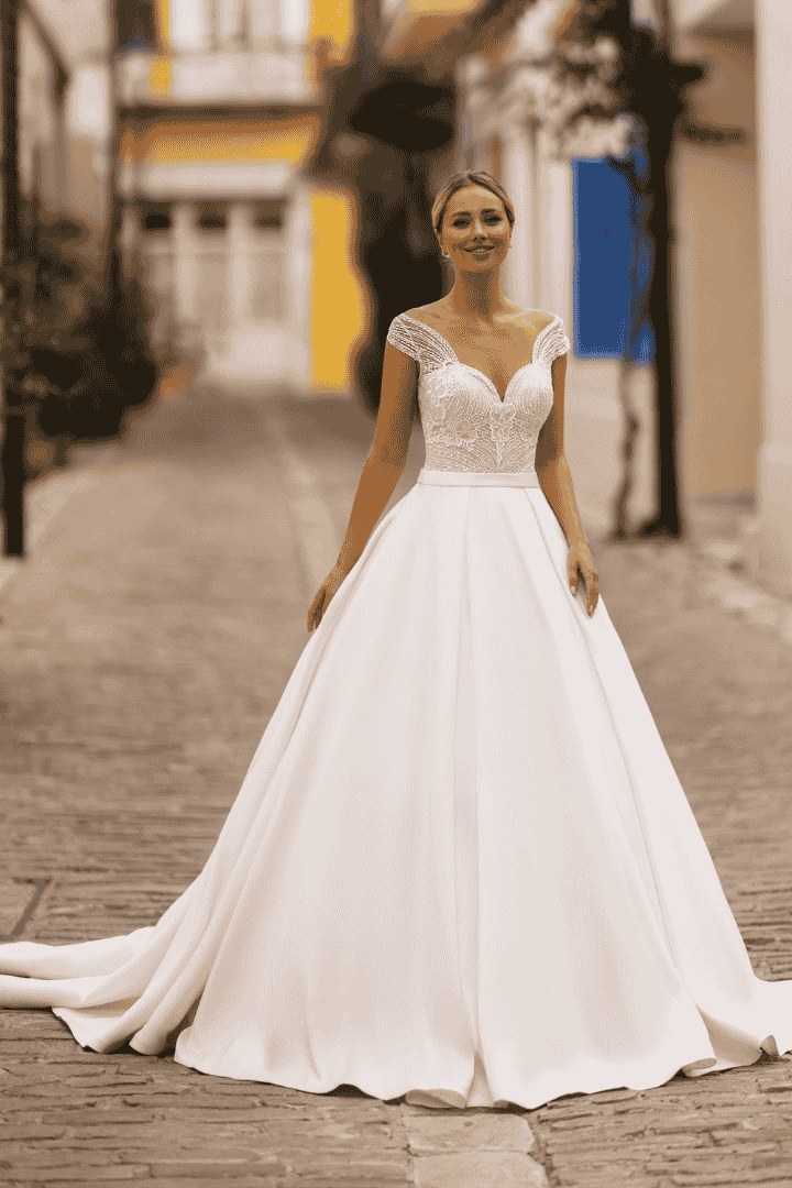 robe-de-mariee-couture-pays basque-bayonne-romantique-boutique-mariage-bardos-dentelle-chic-anderea-biarritz