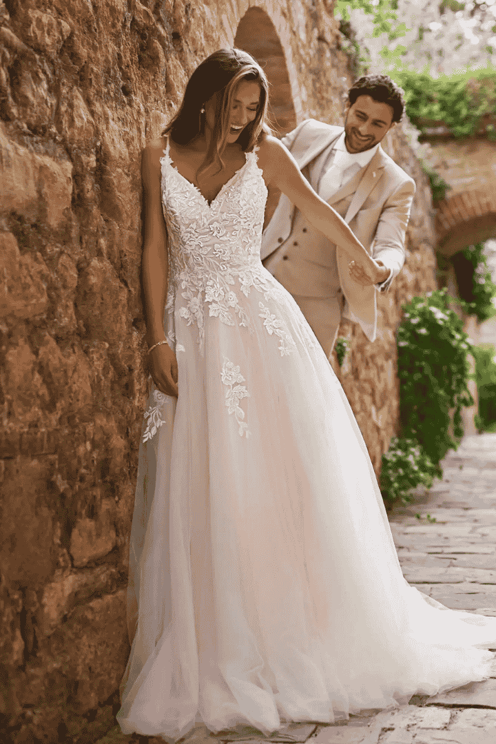 robe-de-mariee-rose-romantique-boutique-mariage-bardos-rose-bayonne-pays basque-biarritz-anderea